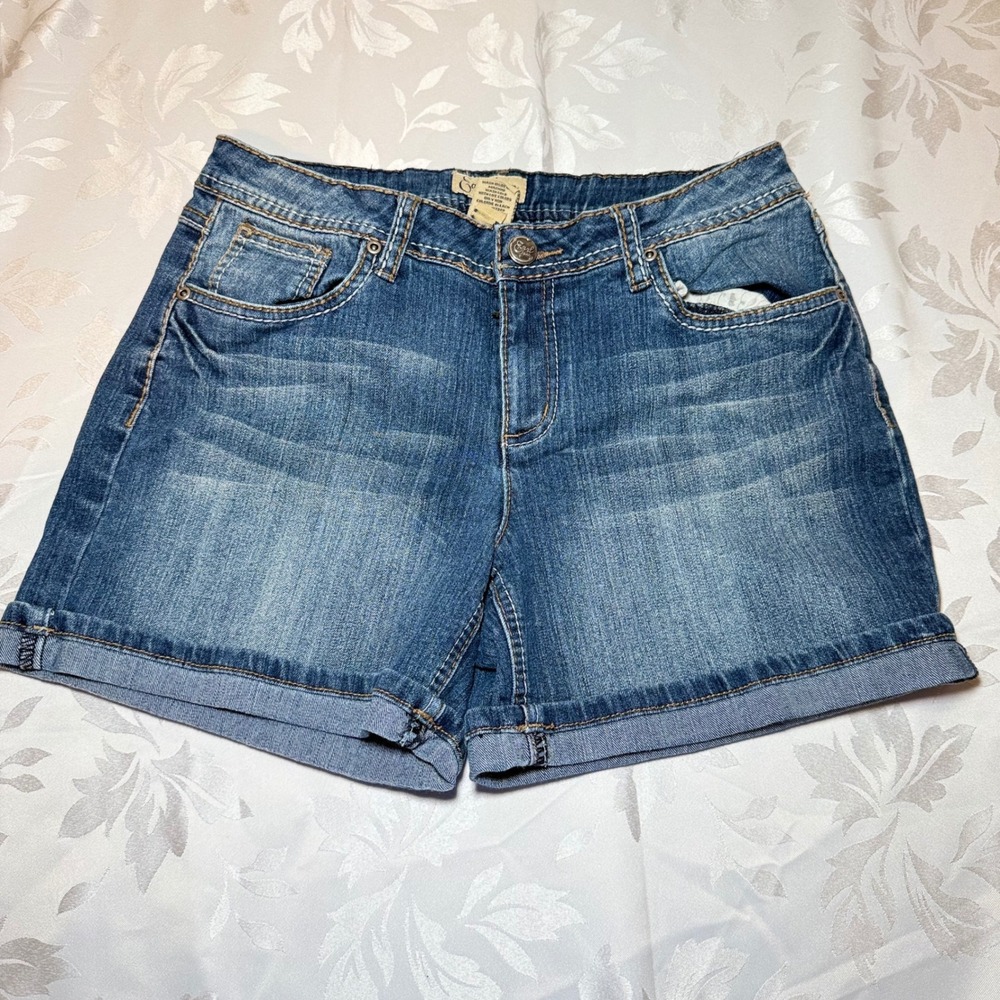 Earl Jean Women Medium Wash Denim Cuffed Shorts Size 8 Flap Back Pockets Y2K